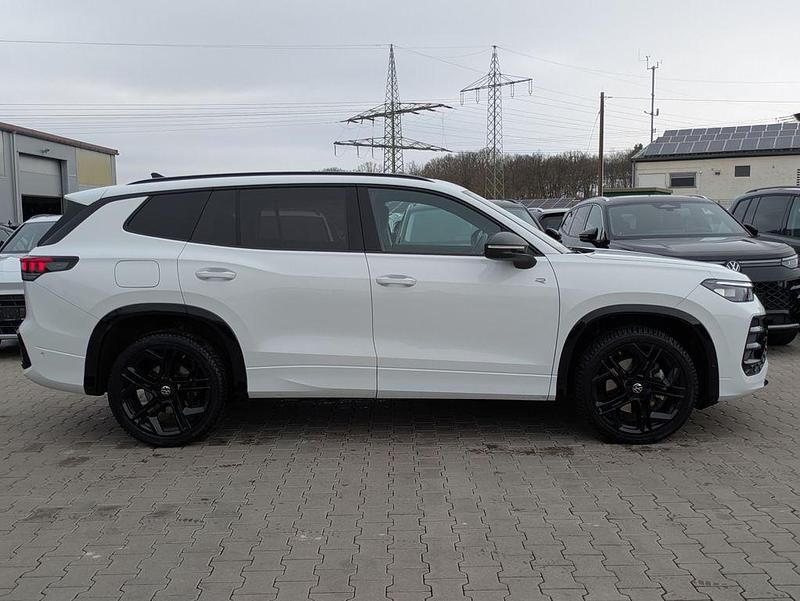Gebraucht VW Tayron R-line 193 PS (141 kW) 2025 Weiß SUV