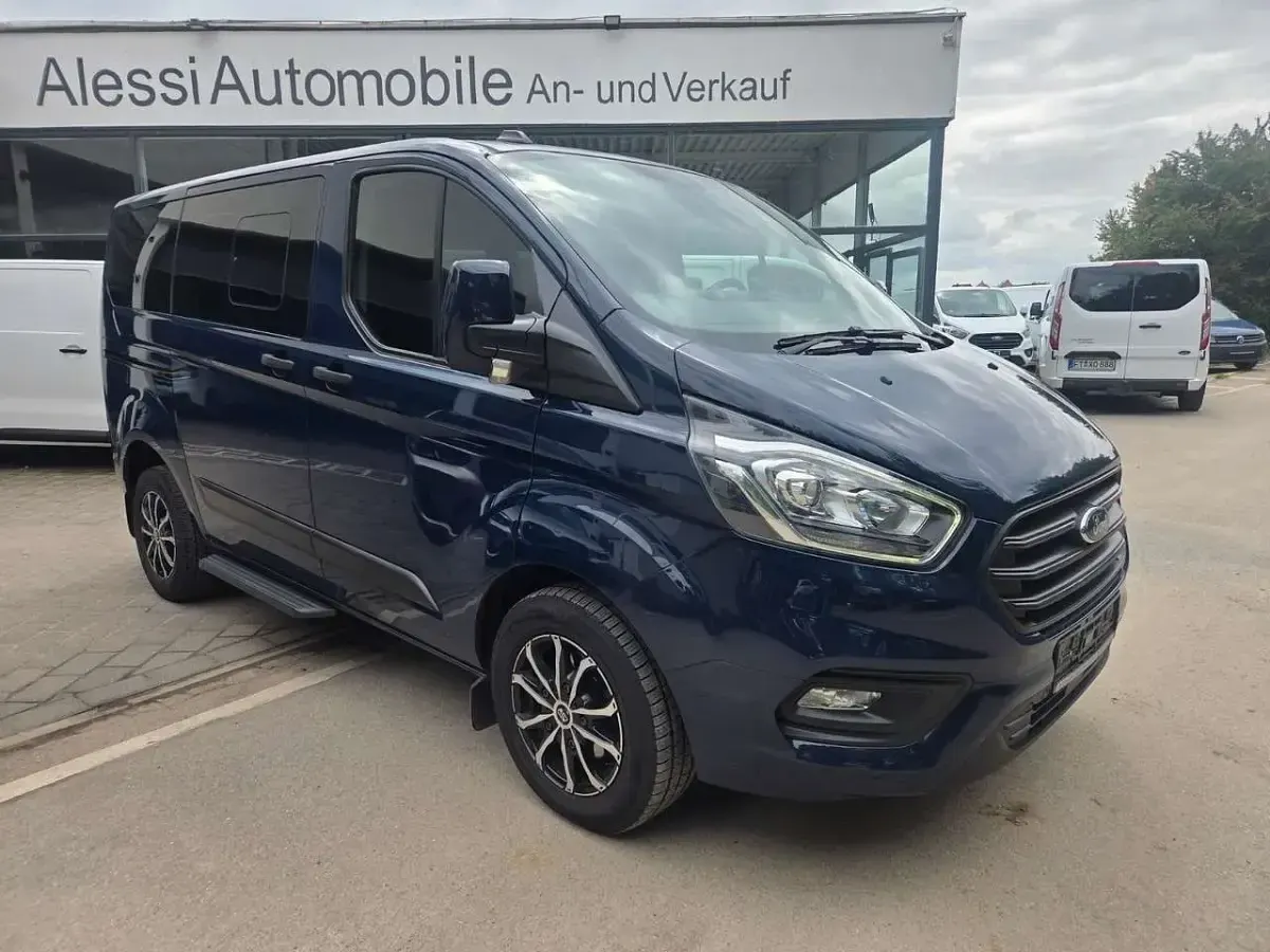 Gebraucht Ford Transit Trend 131 PS (96 kW) 2021 Blau Kombi