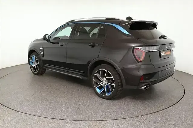 Gebraucht Lynk & Co 01 260 PS (191 kW) 2022 Schwarz SUV