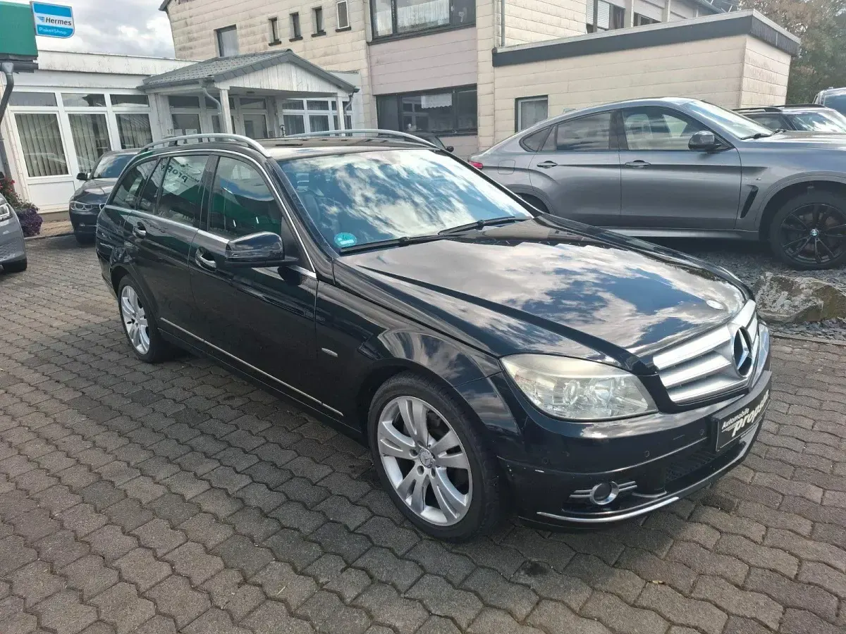 Gebraucht Mercedes C200 Avantgarde 136 PS (100 kW) 2008 Schwarz Kombi