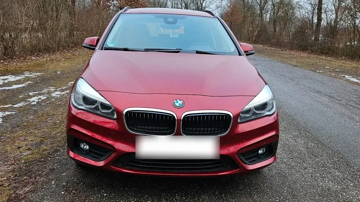 Gebraucht BMW 218 Active Tourer Advantage 136 PS (100 kW) 2016 Rot Van / Kleinbus