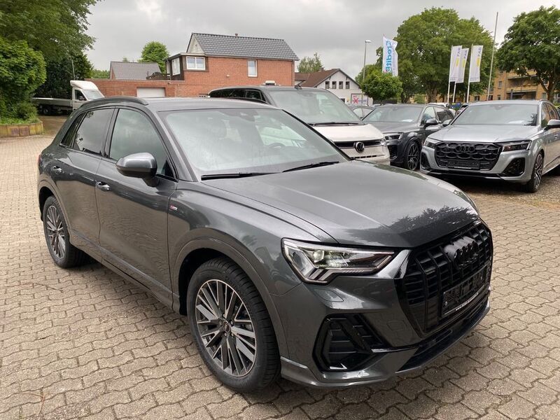 Grau Neu 2025 Audi Q3 S-Line SUV | 45.480 € (Fairer Preis) - Bild 1/4