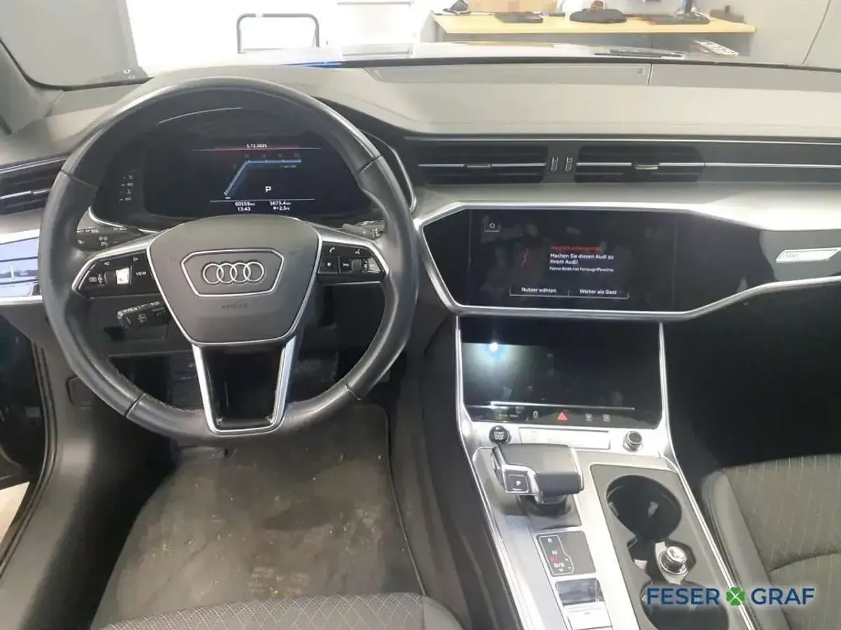 Gebraucht Audi A6 Premium 204 PS (150 kW) 2022 Mythosschwarz metallic Kombi