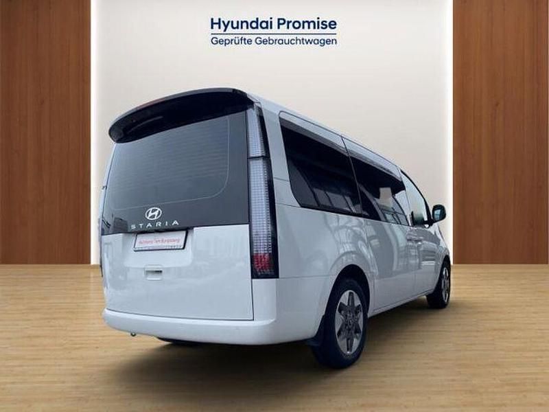 Gebraucht Hyundai Staria Trend 224 PS (164 kW) 2024 Weiß Van / Kleinbus