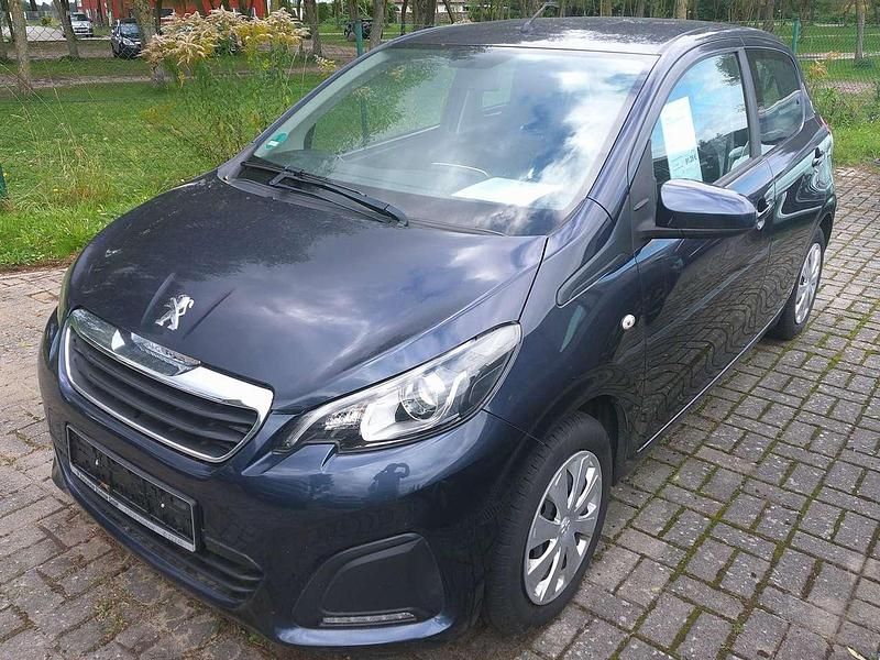 Gebraucht Peugeot 108 Active 69 PS (50 kW) 2015 Smalt blau Kleinwagen