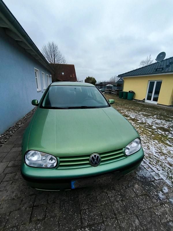 Gebraucht VW Golf III 101 PS (74 kW) 1997 Grün Limousine