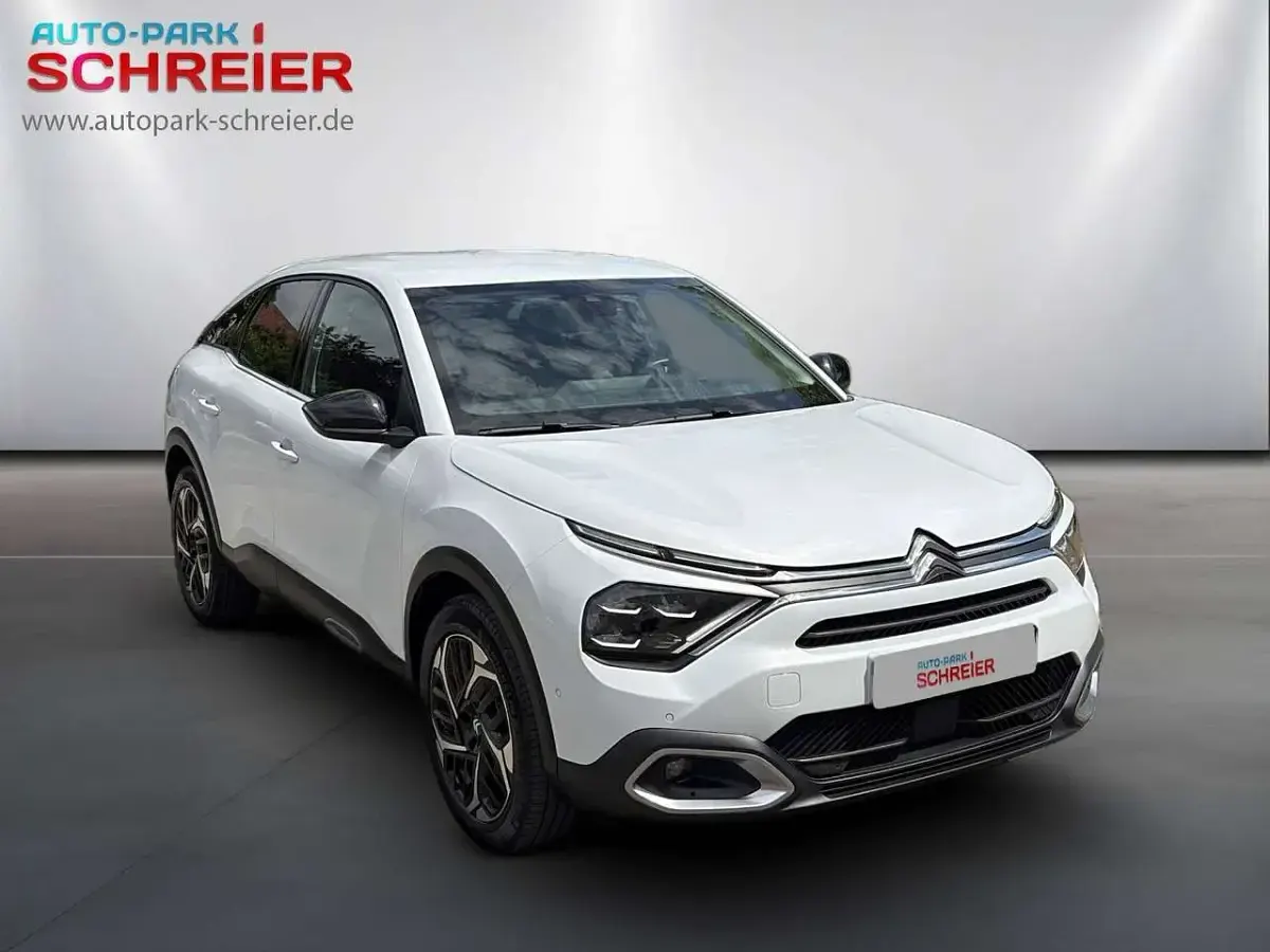 Gebraucht Citroën C4 131 PS (96 kW) 2024 Okenitweiss SUV