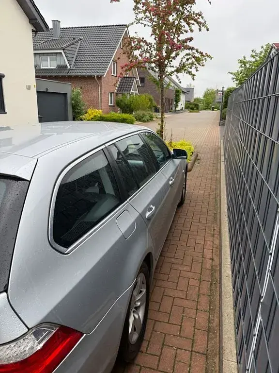 Brugt BMW 523 190 HK (139 kW) 2007 Grå Stationcar