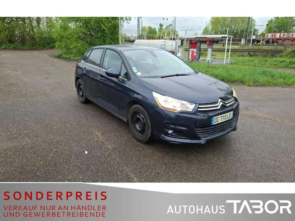 Gebraucht Citroën C4 Tendance 92 PS (67 kW) 2014 Lackierung bourrasque/metallic Limousine