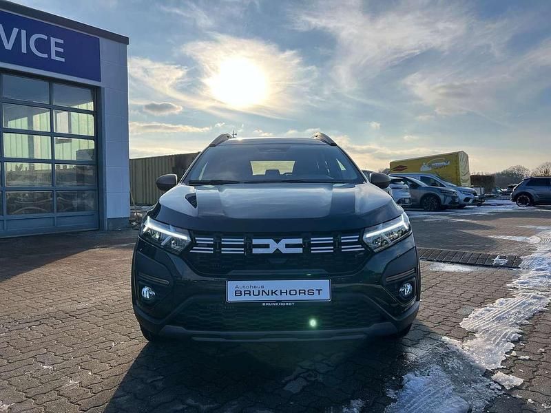 Neu Dacia Jogger Extreme 101 PS (74 kW) 2025 Perlmuttschwarz Van / Kleinbus