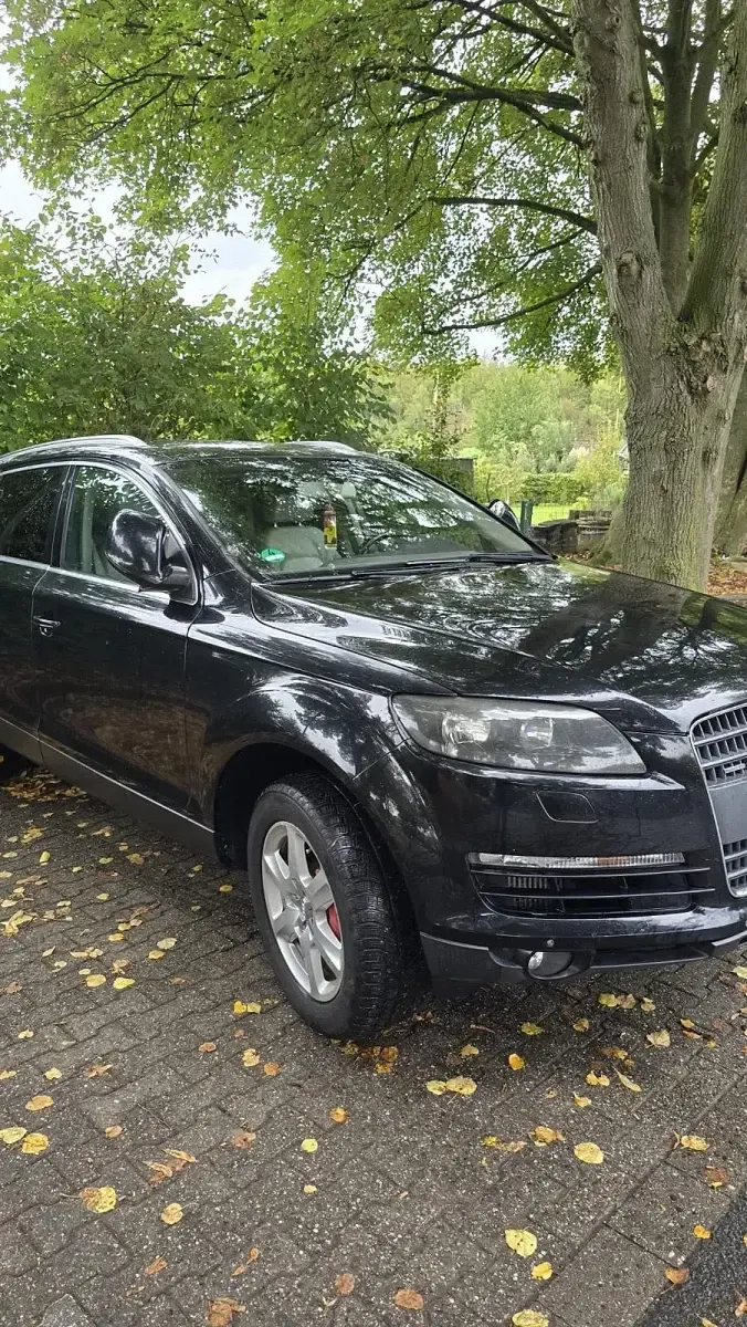 Używany Audi Q7 2006 Czarny SUV