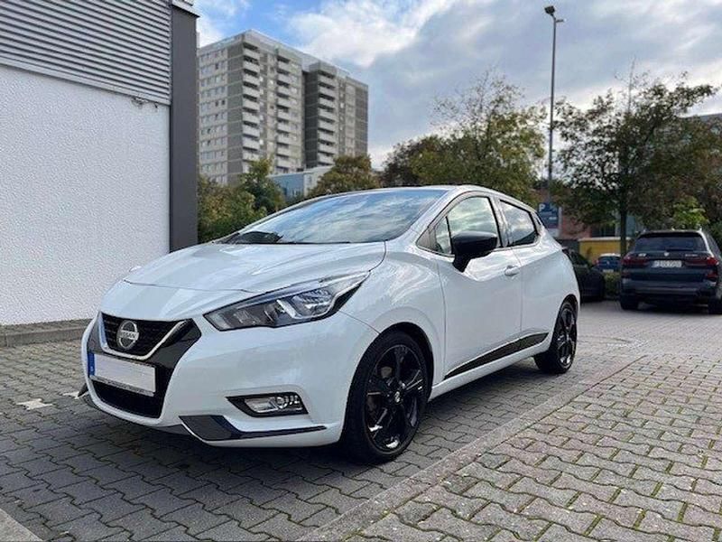 Weiß Gebraucht 2021 Nissan Micra Limousine | 18.000 € (Teuer) - Bild 1/4