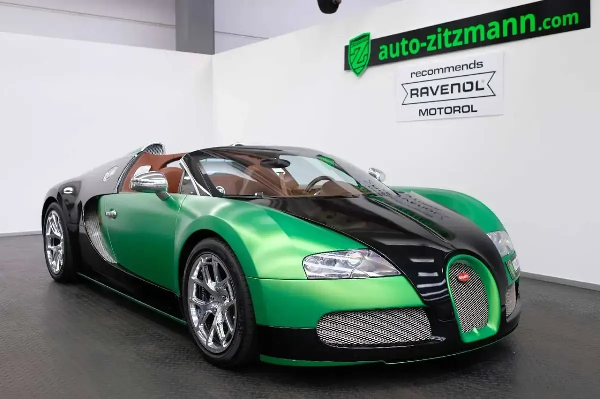 Gebraucht Bugatti Veyron 1001 PS (736 kW) 2015 Sprint blue pearl/matt Cabrio