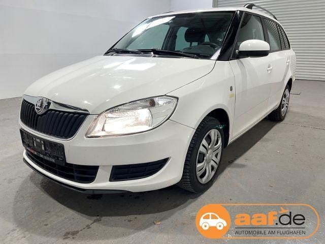 Gebraucht Skoda Fabia Ambition 86 PS (63 kW) 2014 Candyweiss Kombi