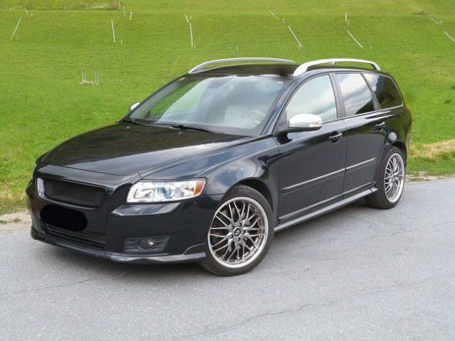 Gebraucht Volvo V50 Summum 180 PS (132 kW) 2008 Schwarz metallic Kombi