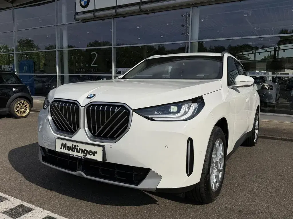 Gebraucht BMW X3 Sport Line 190 PS (139 kW) 2025 Weiß SUV