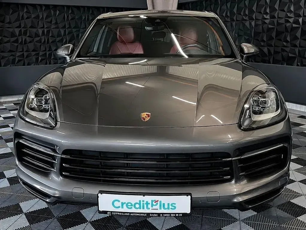 Gebraucht Porsche Cayenne 441 PS (324 kW) 2019 Grau SUV