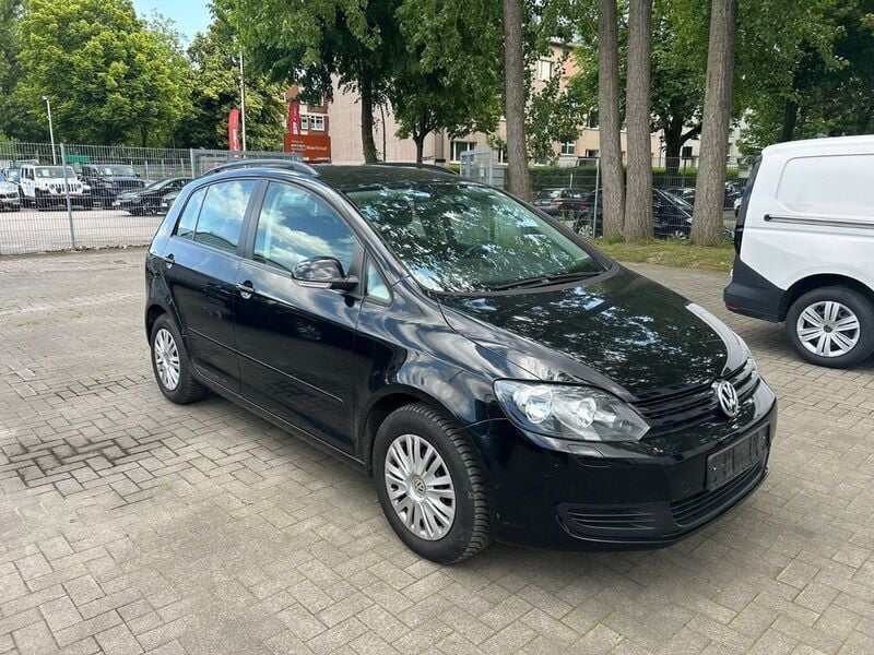 Schwarz Gebraucht 2010 VW Golf Plus Trendline Van / Kleinbus | 3.990 € (Superpreis) - Bild 1/4