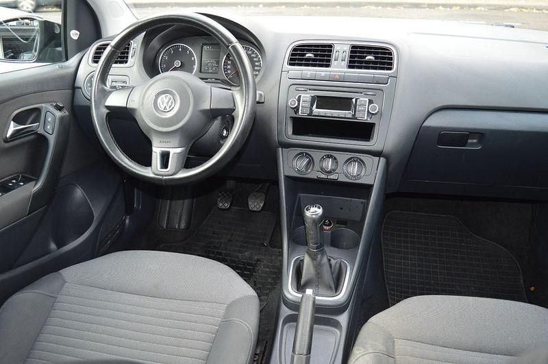 Gebraucht VW Polo Comfortline 86 PS (63 kW) 2012 Schwarz Limousine