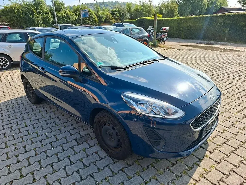 Gebraucht Ford Fiesta Trend 71 PS (52 kW) 2017 Blau Kleinwagen