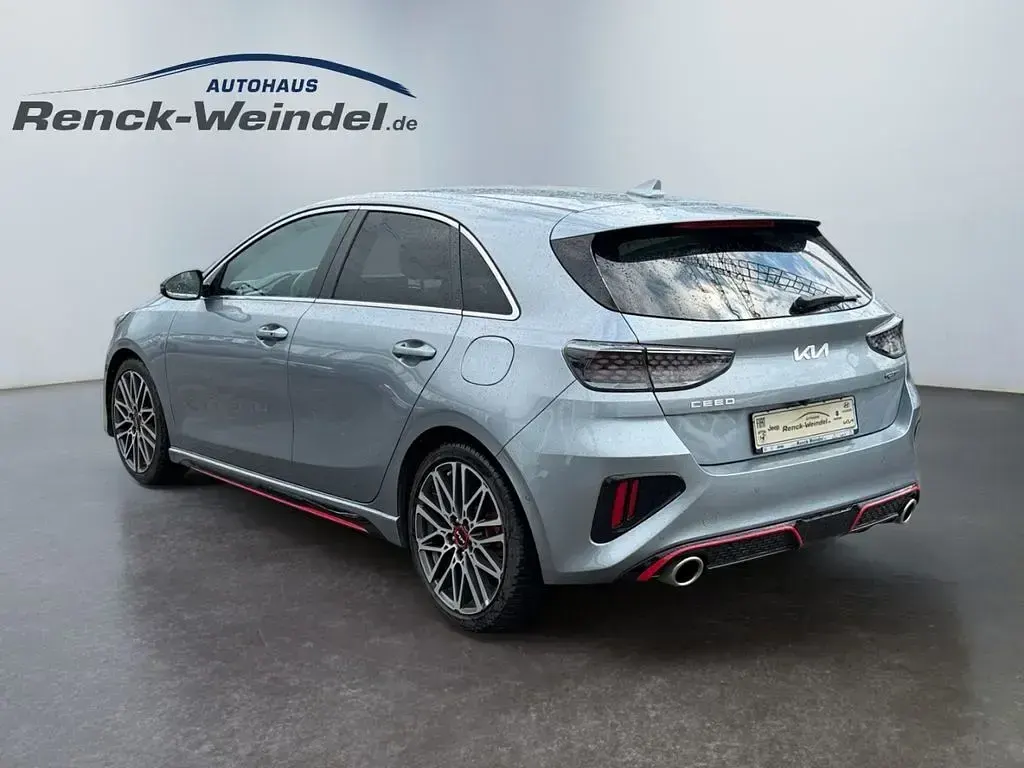 Gebraucht Kia Ceed GT GT 204 PS (150 kW) 2022 (css) lunarsilber met. Limousine