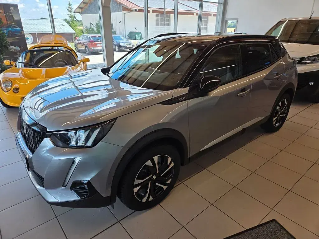 Gebraucht Peugeot 2008 GT 131 PS (96 kW) 2021 Grau SUV