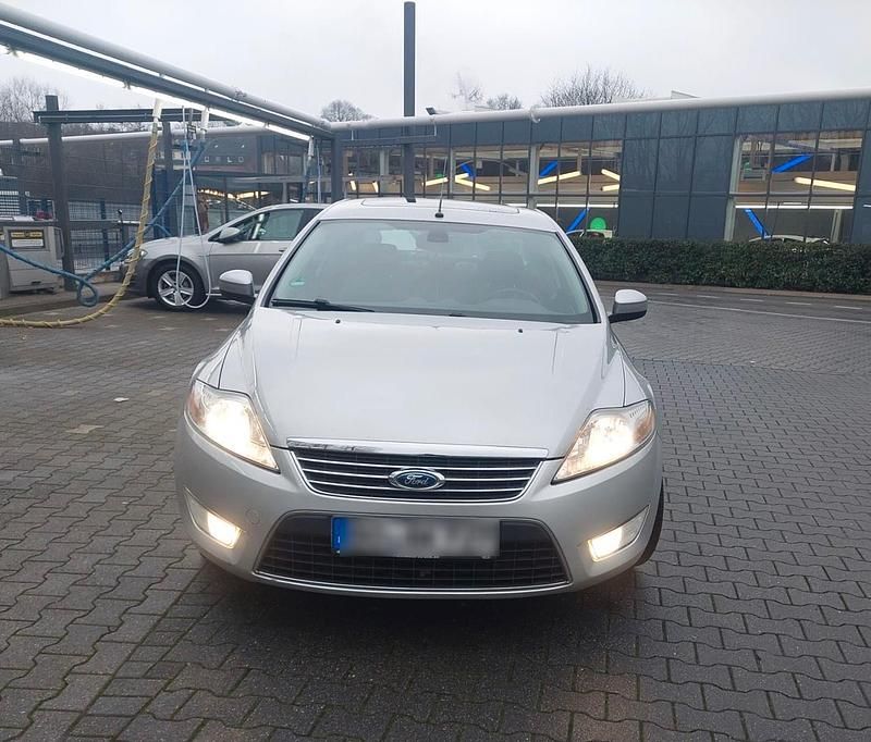 Gebraucht Ford Mondeo 160 PS (117 kW) 2007 Silber Limousine