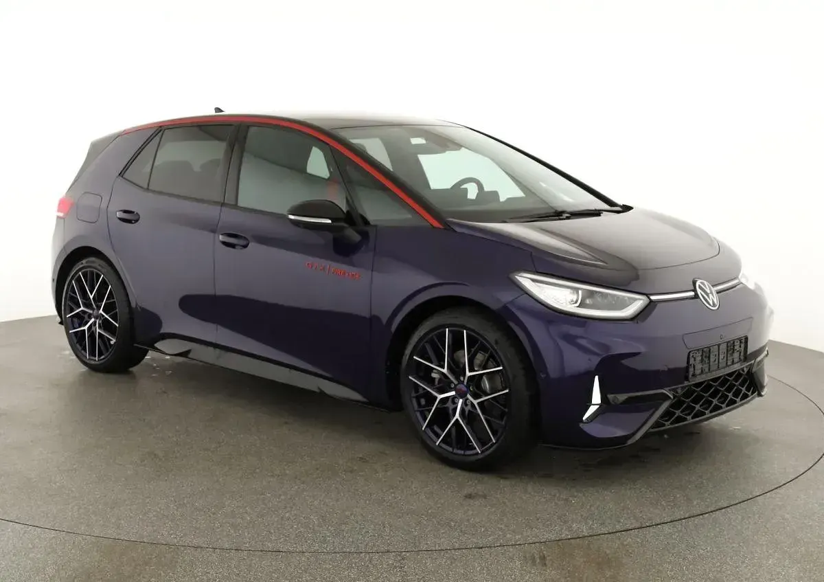 Neu VW ID.3 GTX 239 kW (326 PS) 2026 Ultra violet metallic/ dach schwarz Kleinwagen