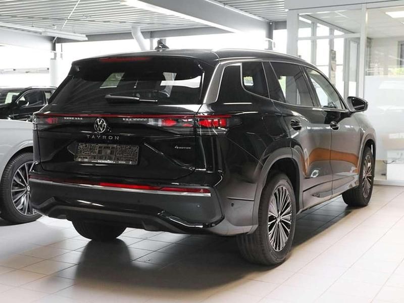 Neu VW Tayron Elegance 204 PS (150 kW) 2026 Grenadillschwarz metallic SUV