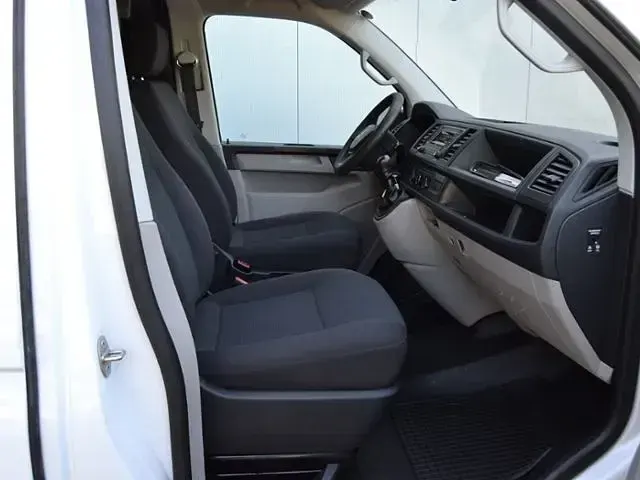 Gebraucht VW T6 Comfortline 150 PS (110 kW) 2019 Weiß Van