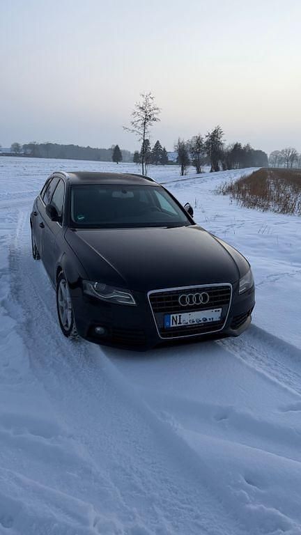 Gebraucht Audi A4 Ambition 160 PS (117 kW) 2010 Schwarz Kombi