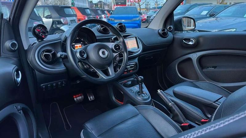 Gebraucht Smart ForTwo Coupé Brabus 109 PS (80 kW) 2018 Titania grey matt Coupé