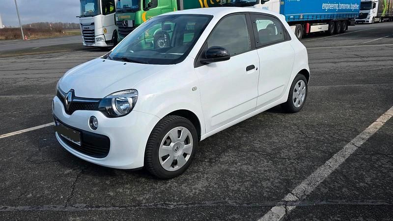 Gebraucht Renault Twingo 69 PS (50 kW) 2016 Weiß Kleinwagen