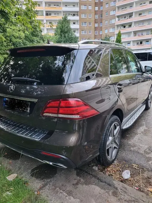 Gebraucht Mercedes GLE350 258 PS (189 kW) 2017 Braun SUV