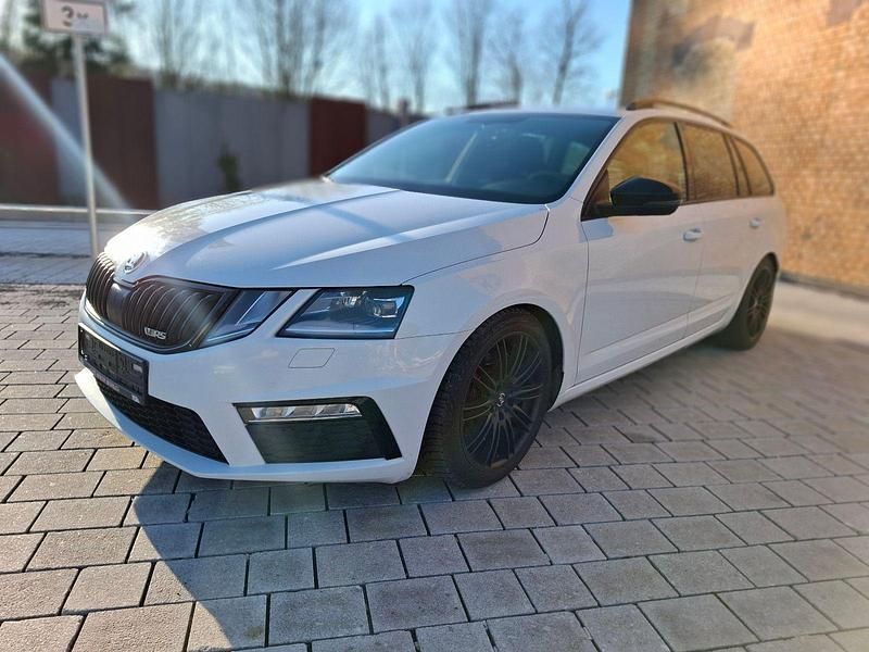 Gebraucht Skoda Octavia RS 230 PS (169 kW) 2018 Weiß Kombi