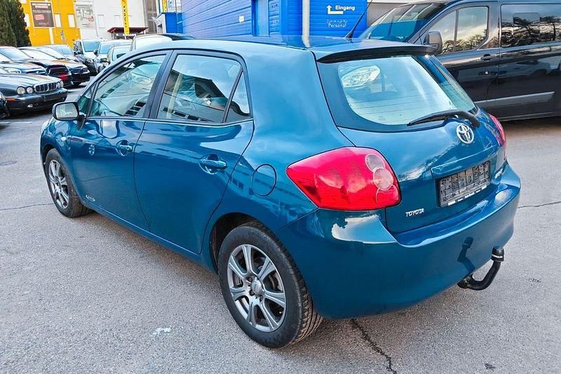 Gebraucht Toyota Auris Sol 126 PS (92 kW) 2008 Blau Kleinwagen