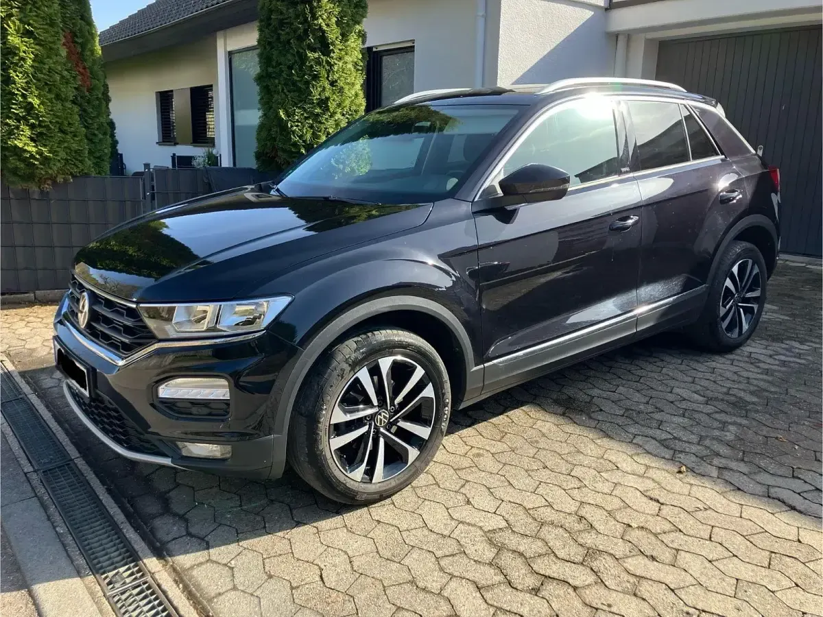 Gebraucht VW T-Roc United 110 PS (80 kW) 2021 Schwarz SUV