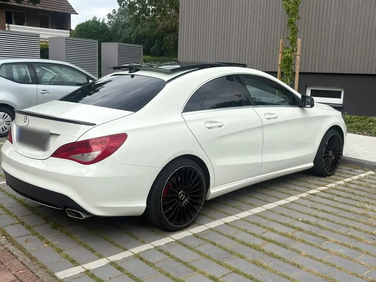 Gebraucht Mercedes CLA200 156 PS (114 kW) 2014 Weiß Coupé