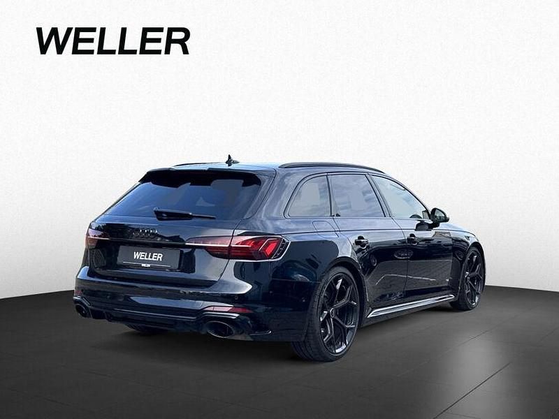 Gebraucht Audi RS4 Comfort 450 PS (330 kW) 2024 Sebringschwarz (schwarz) Kombi