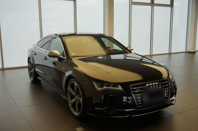 Schwarz Gebraucht 2013 Audi S7 Sportback Ambiente Kleinwagen | 31.000 € (Superpreis) - Bild 1/4