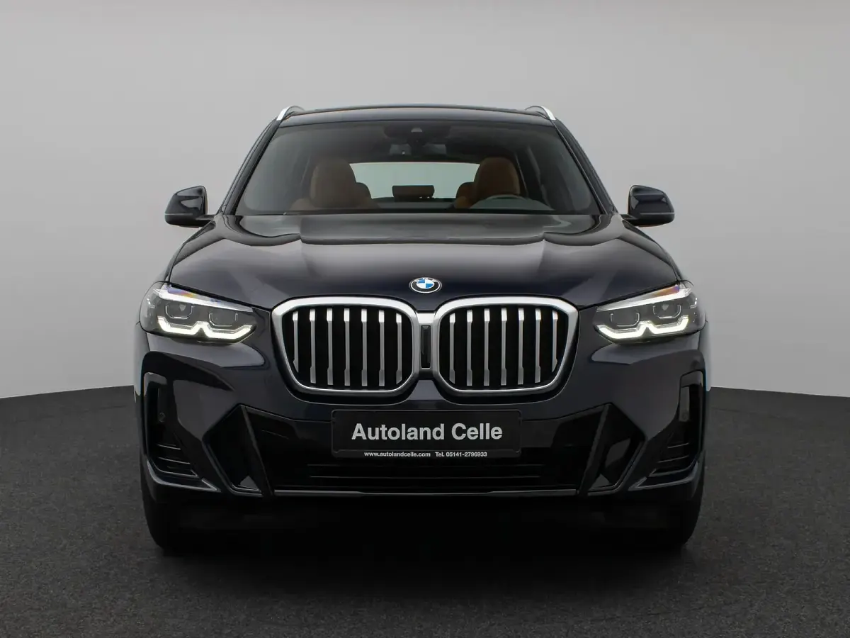 Gebraucht BMW X3 M Sport 245 PS (180 kW) 2022 M carbonschwarz416braun SUV