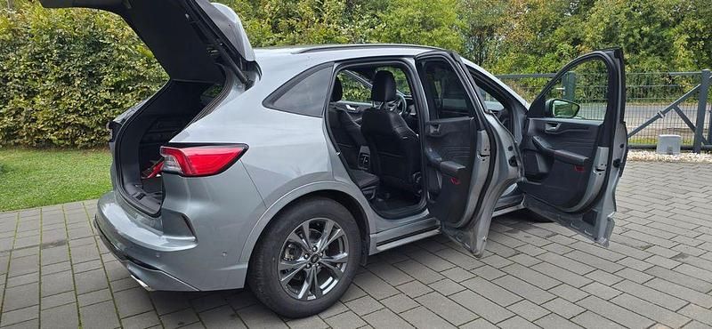 Silber Gebraucht 2021 Ford Kuga ST-Line X SUV | 21.500 € (Guter Preis) - Bild 1/4