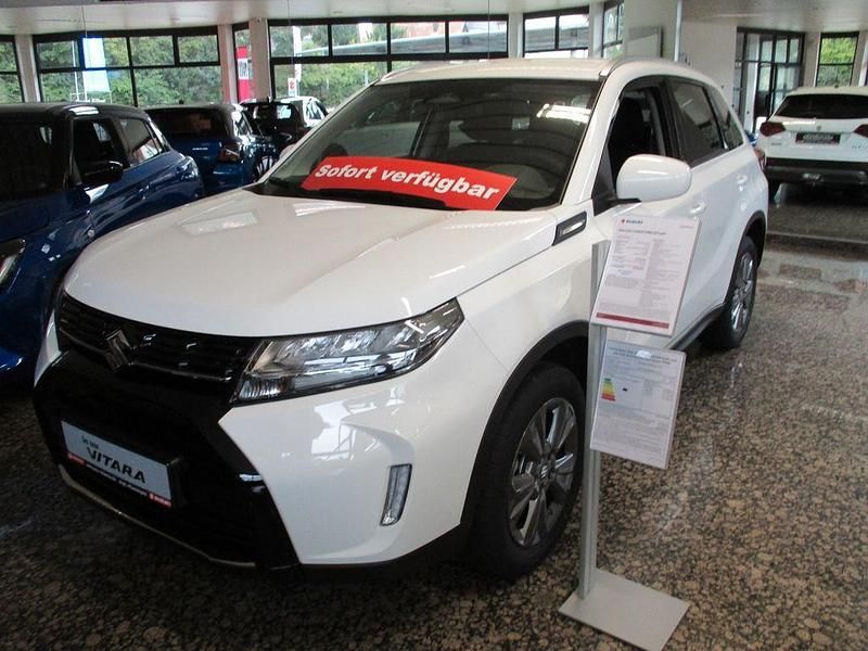 Weiß Neu 2025 Suzuki Vitara Comfort SUV | 24.650 € (Fairer Preis) - Bild 1/4