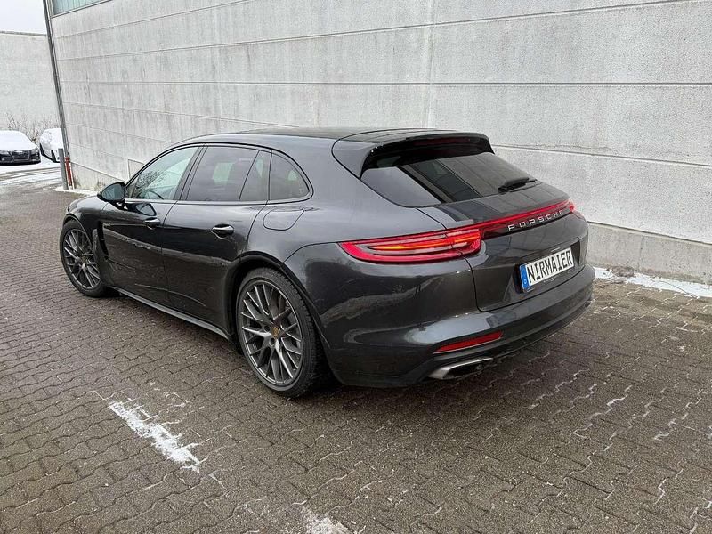 Gebraucht Porsche Panamera 462 PS (339 kW) 2019 Vulkangrau Kombi