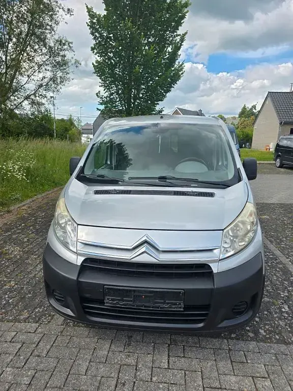 Gebraucht Citroën Jumpy 109 PS (80 kW) 2011 Silber Van / Kleinbus