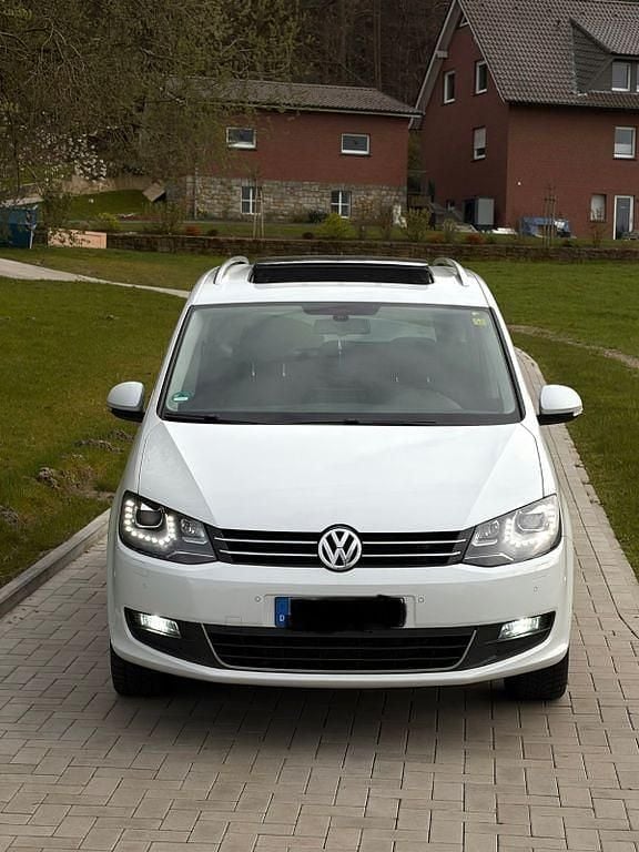 Gebraucht VW Sharan Cup 177 PS (130 kW) 2014 Weiß Van / Kleinbus
