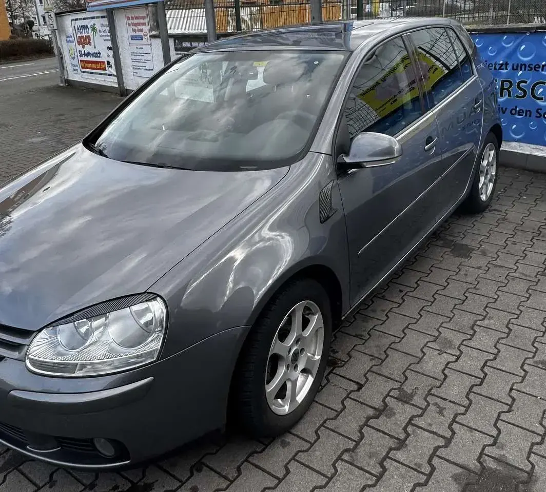 Gebraucht VW Golf V 102 PS (75 kW) 2007 Grau Kleinwagen
