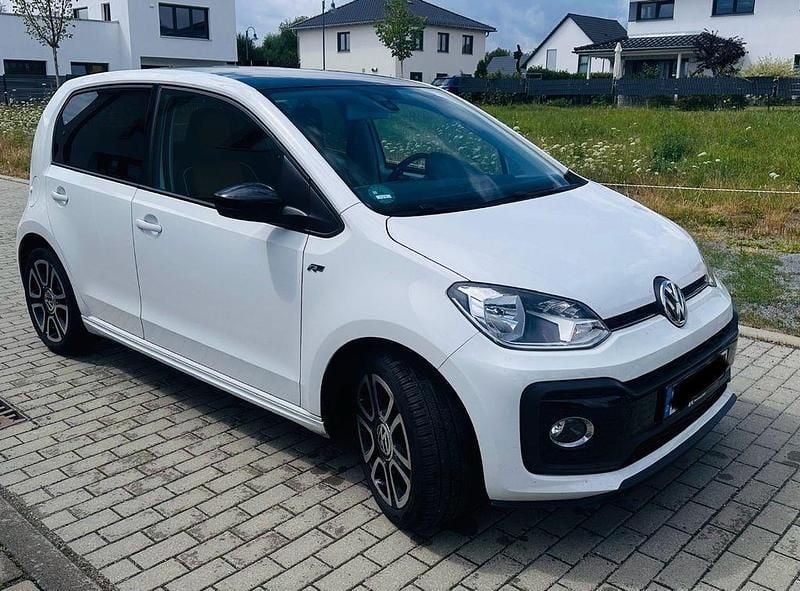 Weiß Gebraucht 2019 VW up! high up! Kleinwagen | 11.980 € (Fairer Preis) - Bild 1/4