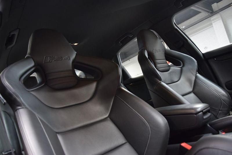 Gebraucht Audi RS4 Sport 420 PS (308 kW) 2006 Silber Limousine