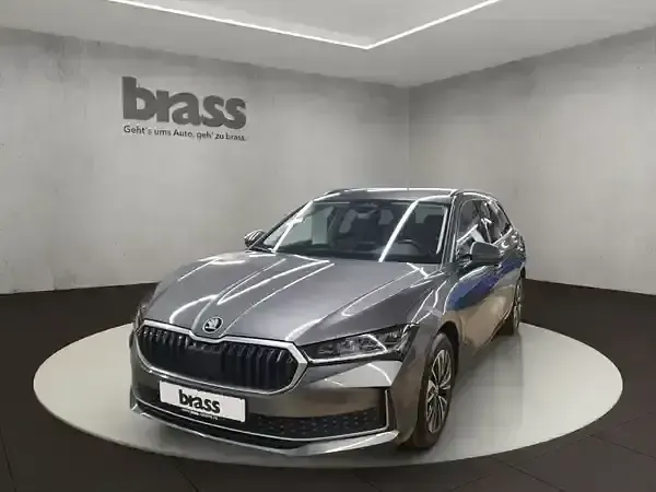 Gebraucht Skoda Superb Selection 150 PS (110 kW) 2024 Kombi